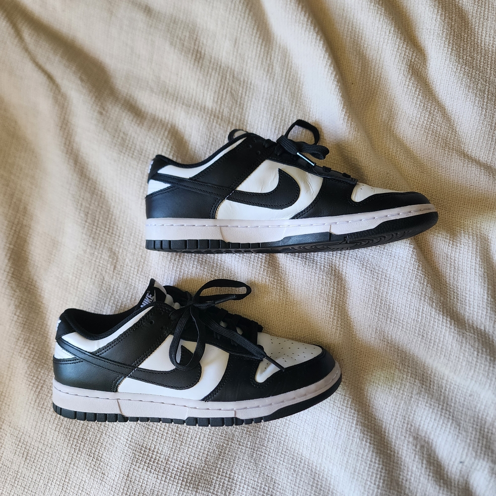 Nike Womans Pandas Classic Black and White Sneakers